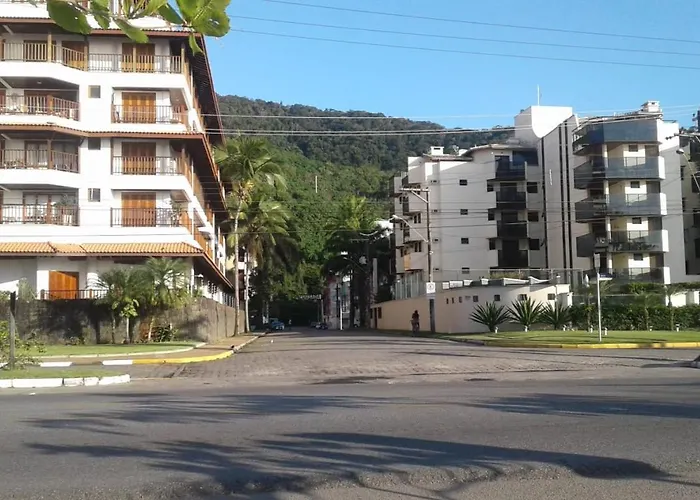 Aluguéis de temporada: Apartamento temporada praia grande